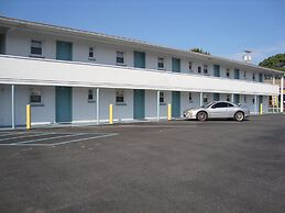 Budget Inn Motel Suites