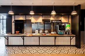 B&B HOTEL Paris Porte des Lilas