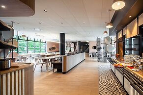 B&B HOTEL Paris Porte des Lilas