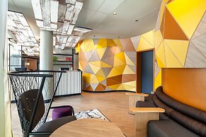 B&B HOTEL Paris Porte des Lilas