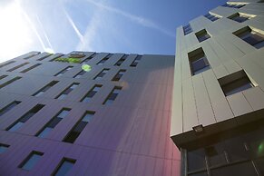 B&B HOTEL Paris Porte des Lilas