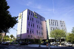 B&B HOTEL Paris Porte des Lilas