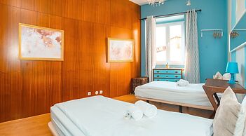 Sunset Destination Hostel