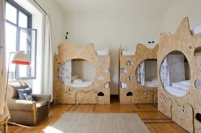 Sunset Destination Hostel