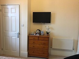 Chaston Manor Hotel