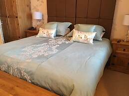 Chaston Manor Hotel
