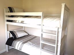 Chaston Manor Hotel