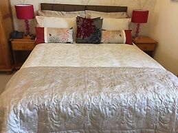 Chaston Manor Hotel