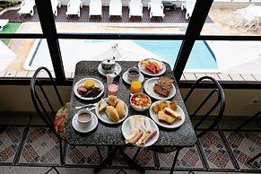 Yak Beach Hotel Ponta Negra