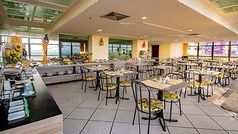 Yak Beach Hotel Ponta Negra