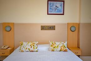 Yak Beach Hotel Ponta Negra
