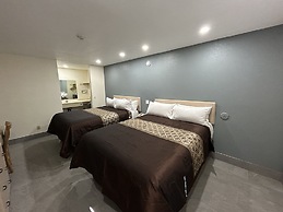 California Inn & Suites Adelanto US 395