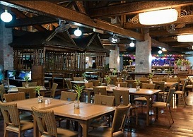 Matabungkay Beach Hotel