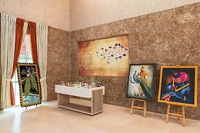 Nidhivan Sarovar Portico Vrindavan