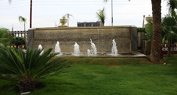 Nidhivan Sarovar Portico Vrindavan