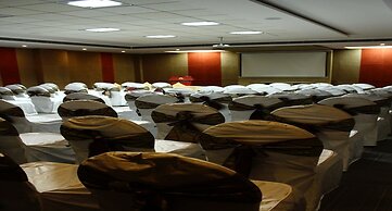 Nidhivan Sarovar Portico Vrindavan