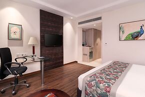 Nidhivan Sarovar Portico Vrindavan