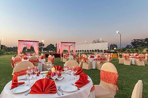 Nidhivan Sarovar Portico Vrindavan