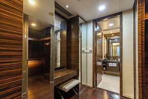 Xingyi International Hotel Poly Store