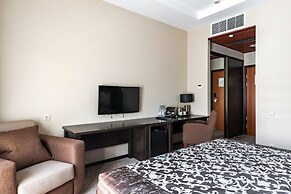 Forest Rhapsody Resort