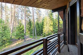 Forest Rhapsody Resort