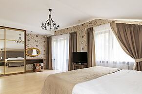 Forest Rhapsody Resort