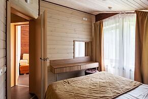 Forest Rhapsody Resort