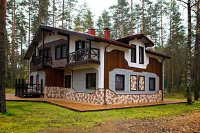 Forest Rhapsody Resort