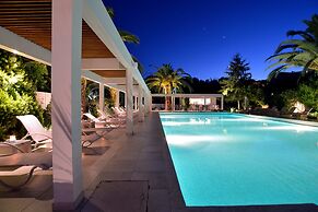 TRYP by Wyndham Corfu Dassia