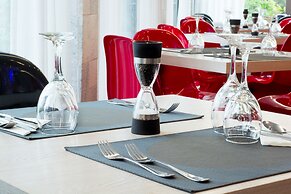TRYP by Wyndham Corfu Dassia