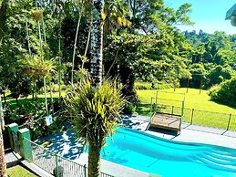 Jackaroo Treehouse Mission Beach - Hostel