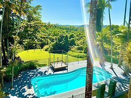 Jackaroo Treehouse Mission Beach - Hostel
