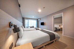 Gyeongpo Soo Hotel