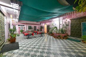 Hotel Jaisingh Palace