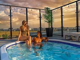 Hotel Clique Calgary Airport