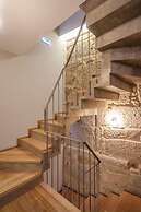 1872 River House by Olivia