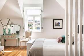 1872 River House by Olivia