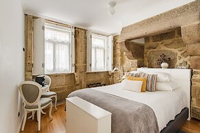 1872 River House by Olivia