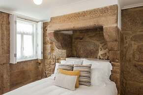 1872 River House by Olivia