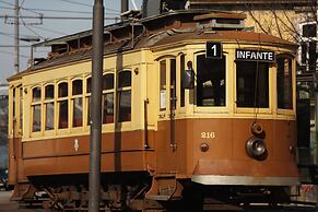 1872 River House by Olivia