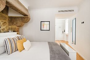 1872 River House by Olivia