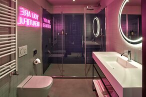 Stay Hotel