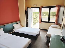 Stay Hotel