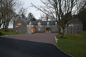 Trump Macleod House & Lodge