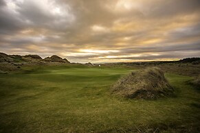 Trump Macleod House & Lodge