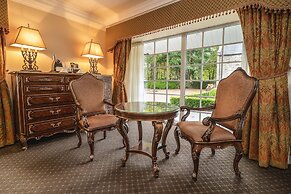 Trump Macleod House & Lodge