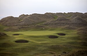 Trump Macleod House & Lodge