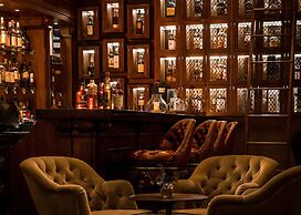 Trump Macleod House & Lodge