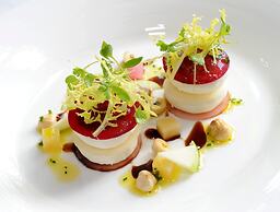 Trump Macleod House & Lodge