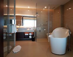 The Stanley Hotel & Suites